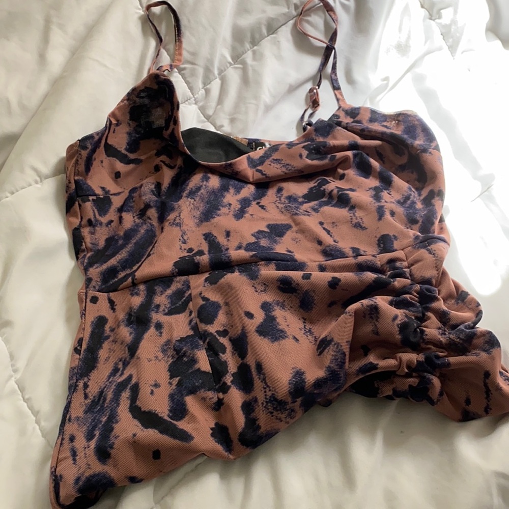 Tie dye print dress. Zipper on the back